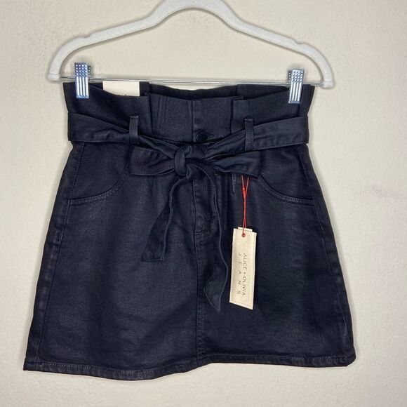 NWT Alice + Olivia Jeans Black Denim Belted Mini Skirt Size 26 - Picture 4 of 8
